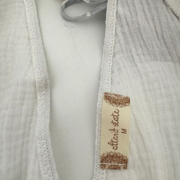 Altar'd State Women's Lot of 2 Pieces Crop Puff Sleeve Blouse & Flowy Shorts S/M - Picture 7 of 11